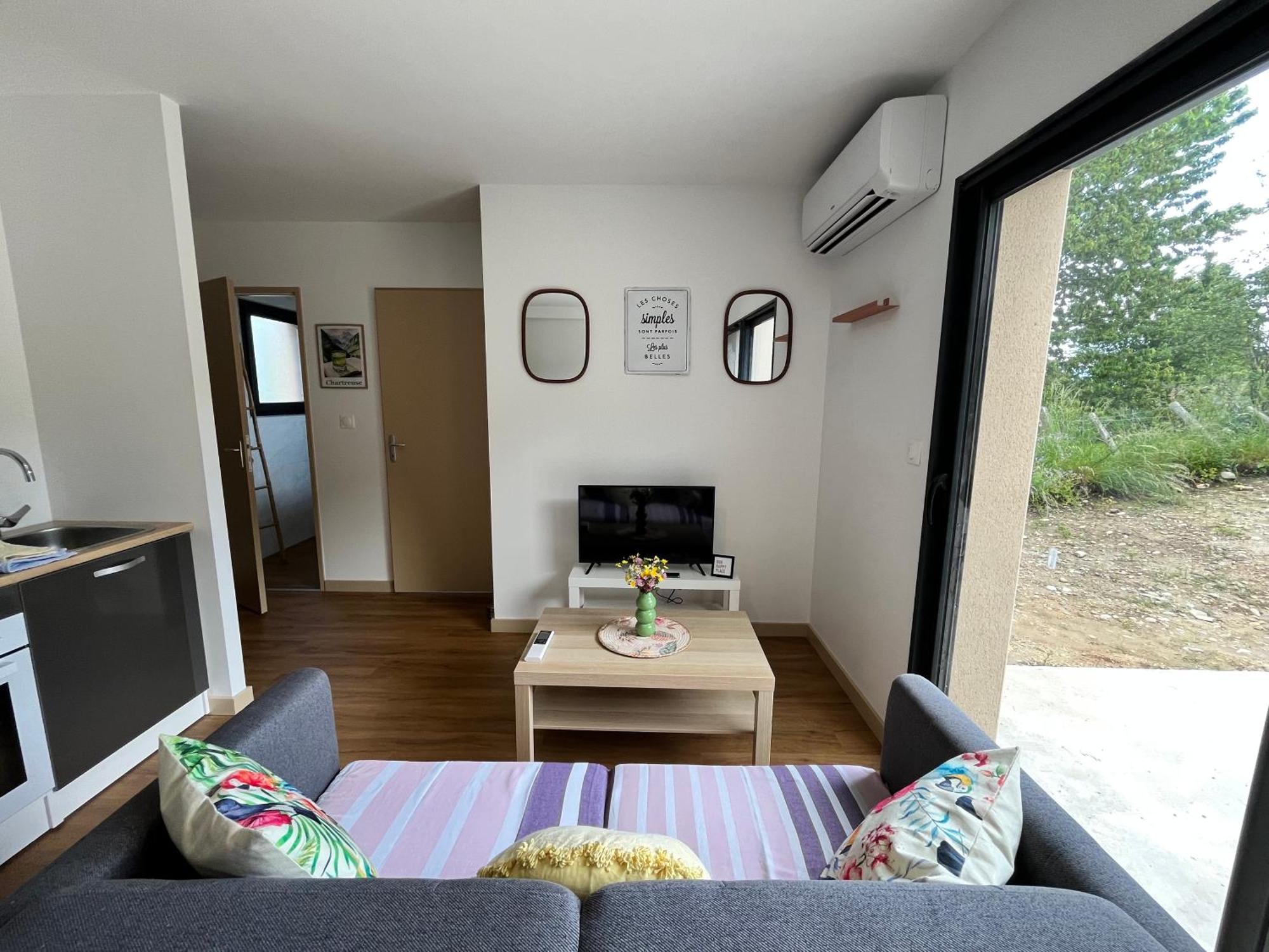 L'Escapade Dauphinoise, Gite 2 Chambres Avec Terrasse Et Clim Beaucroissant Екстериор снимка