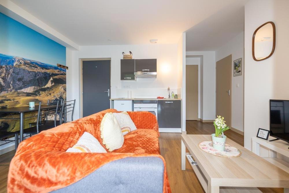 L'Escapade Dauphinoise, Gite 2 Chambres Avec Terrasse Et Clim Beaucroissant Екстериор снимка